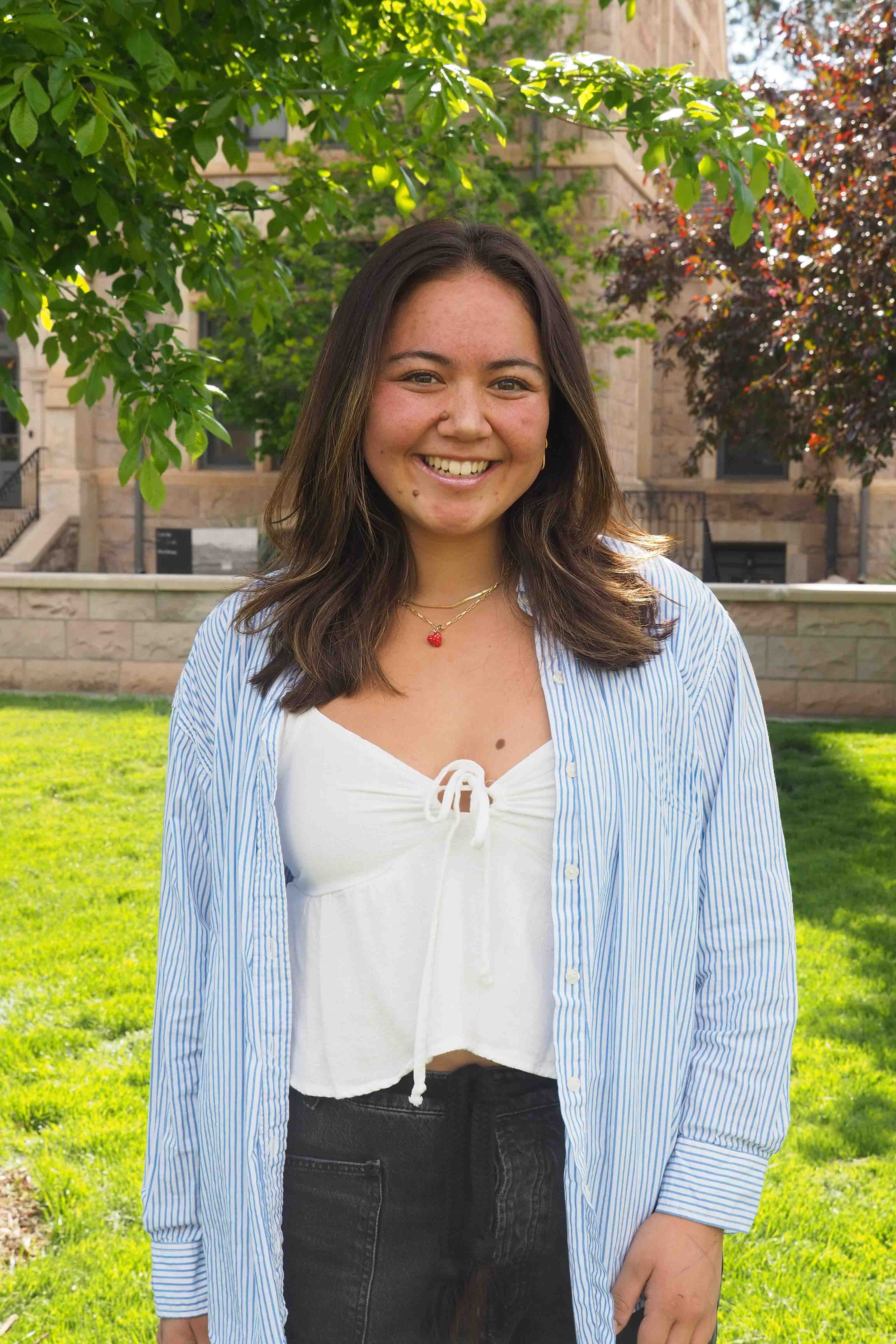 Olivia Harris headshot