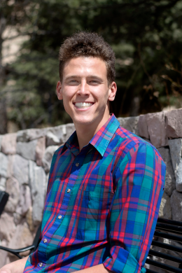 Theo Hooker ’18 Named Watson Fellow