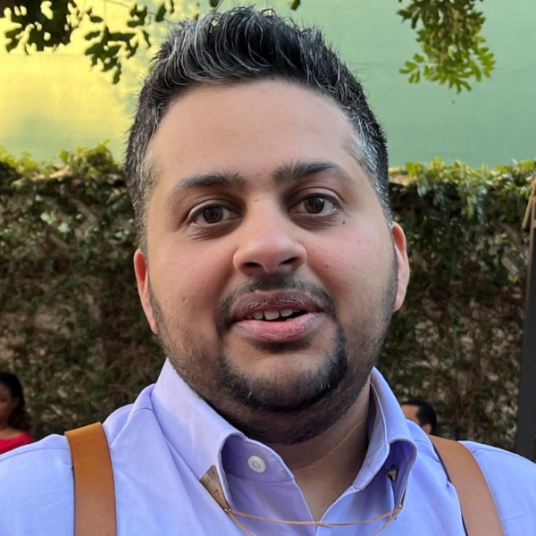 Dr. Rushaan Kumar Receives 2025 CC Alumni Association Gresham Riley Award