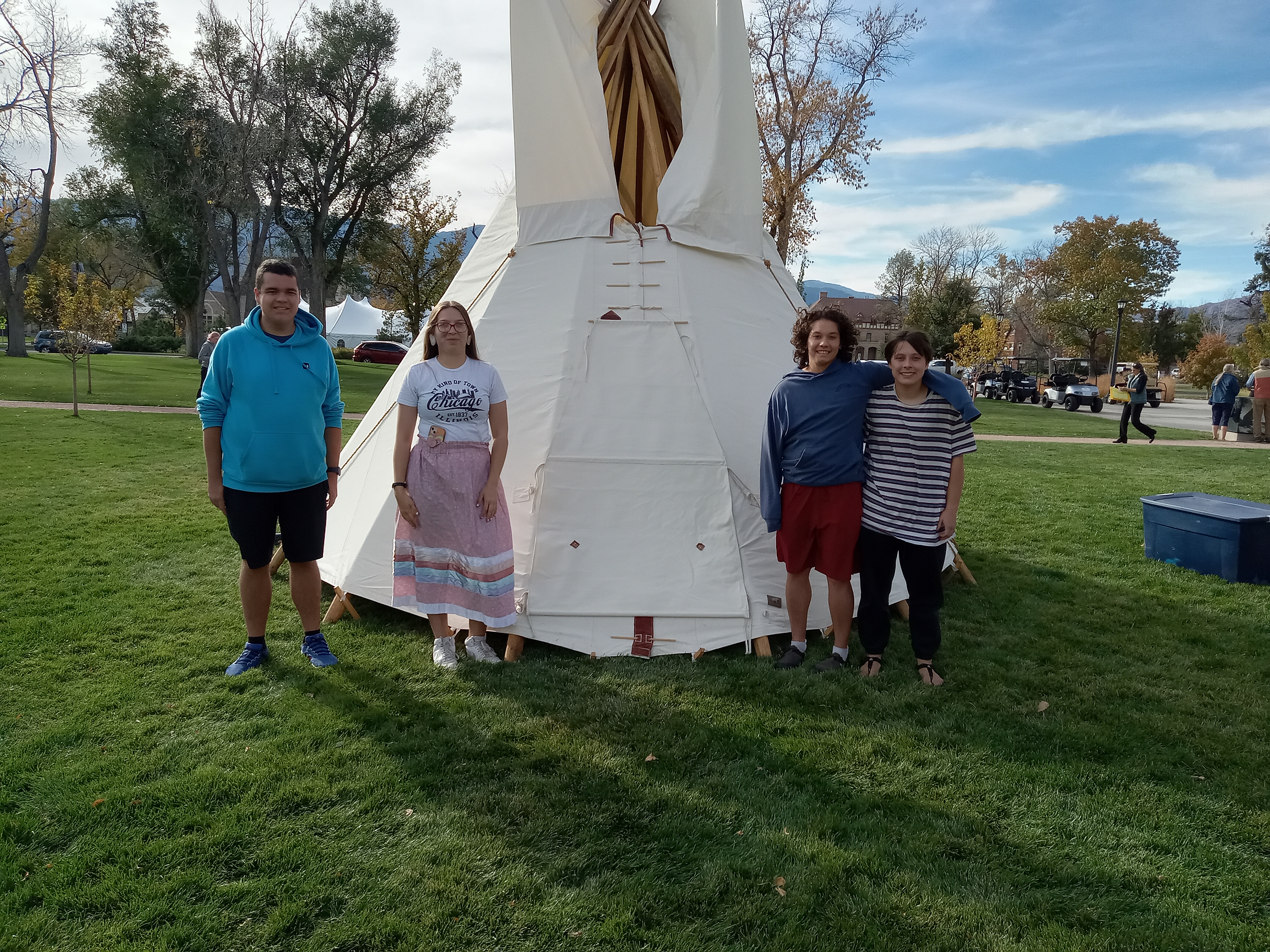 <span class="cc-gallery-credit"></span>