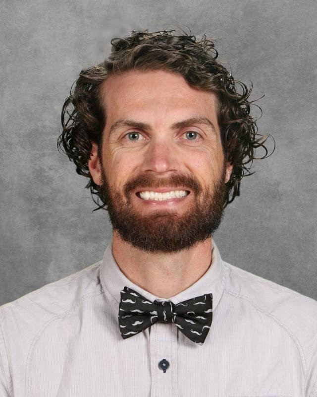 Andrew Peters