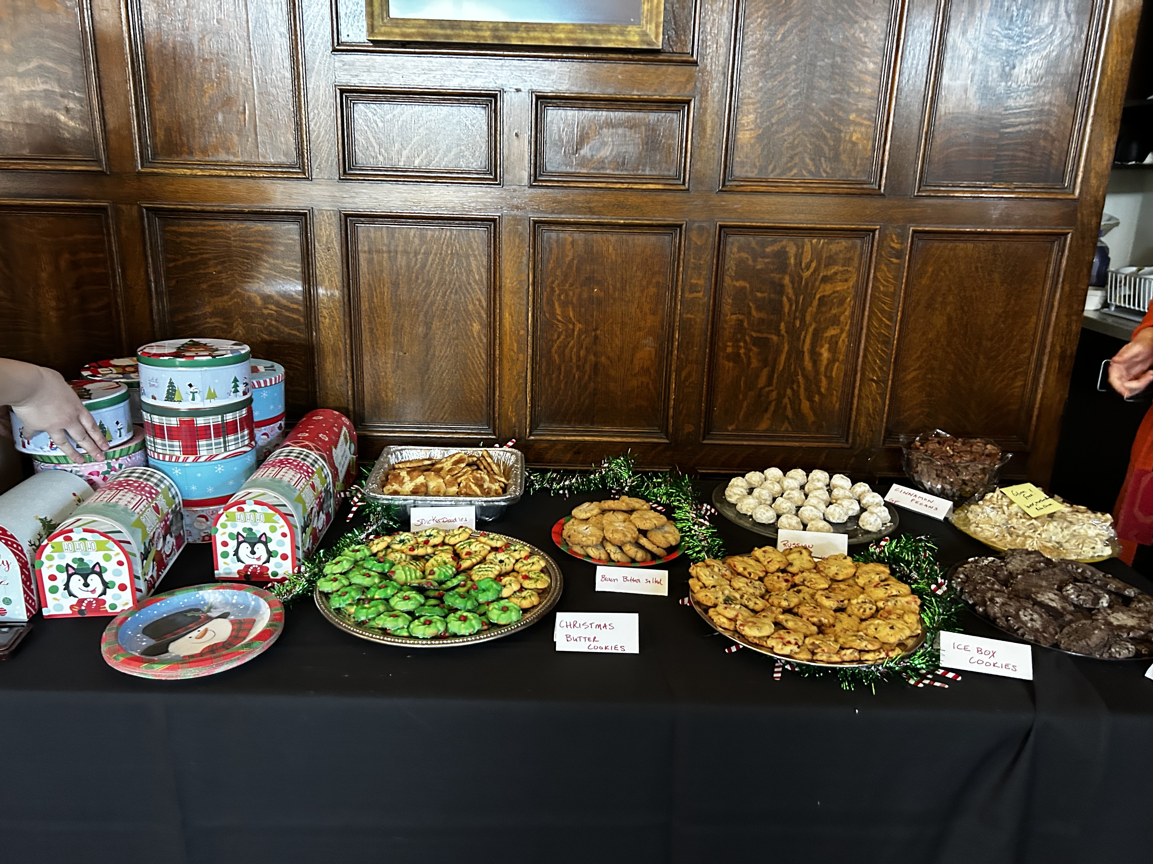 <span class="cc-gallery-credit"></span>