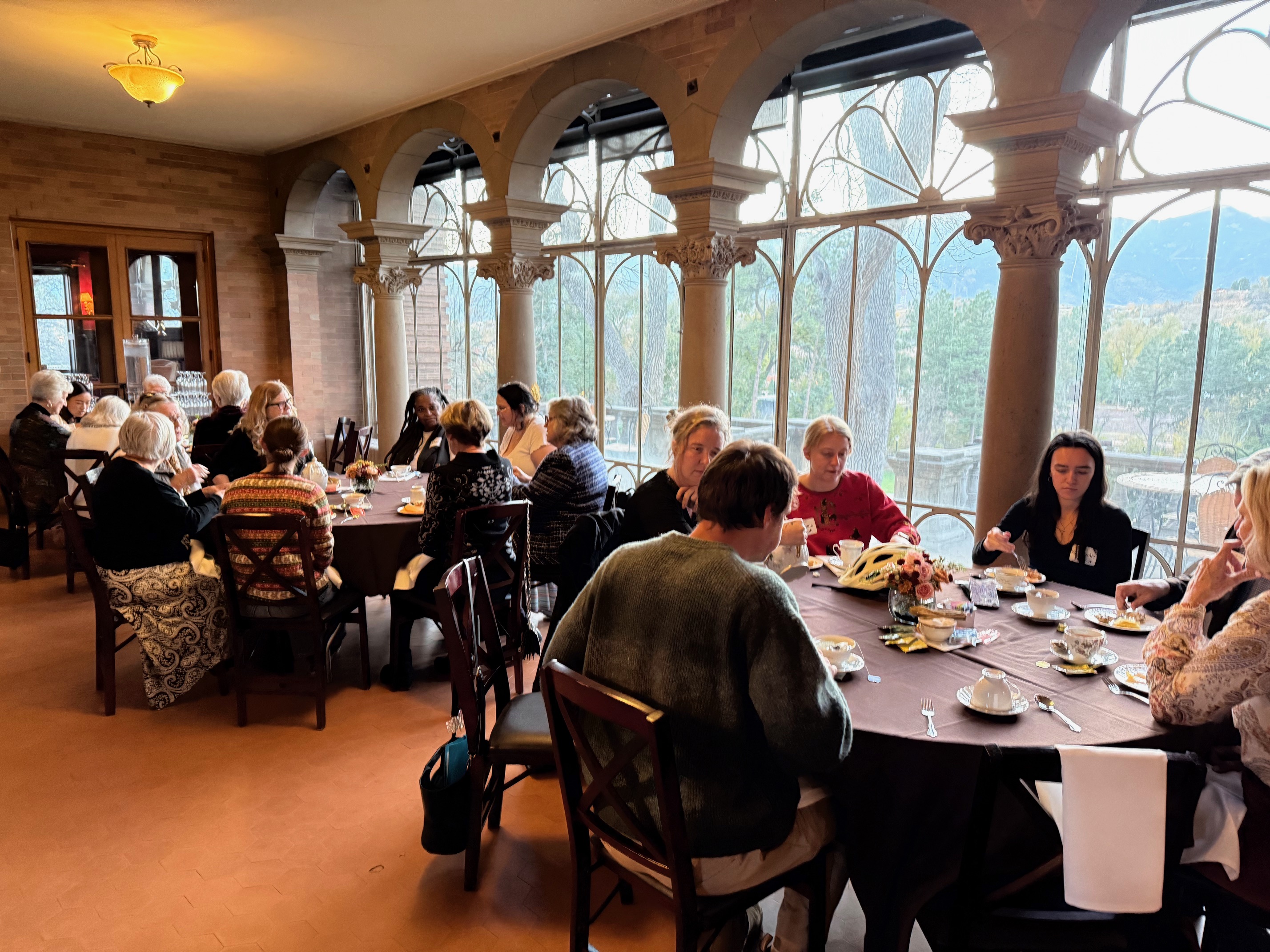 <span class="cc-gallery-credit"></span>